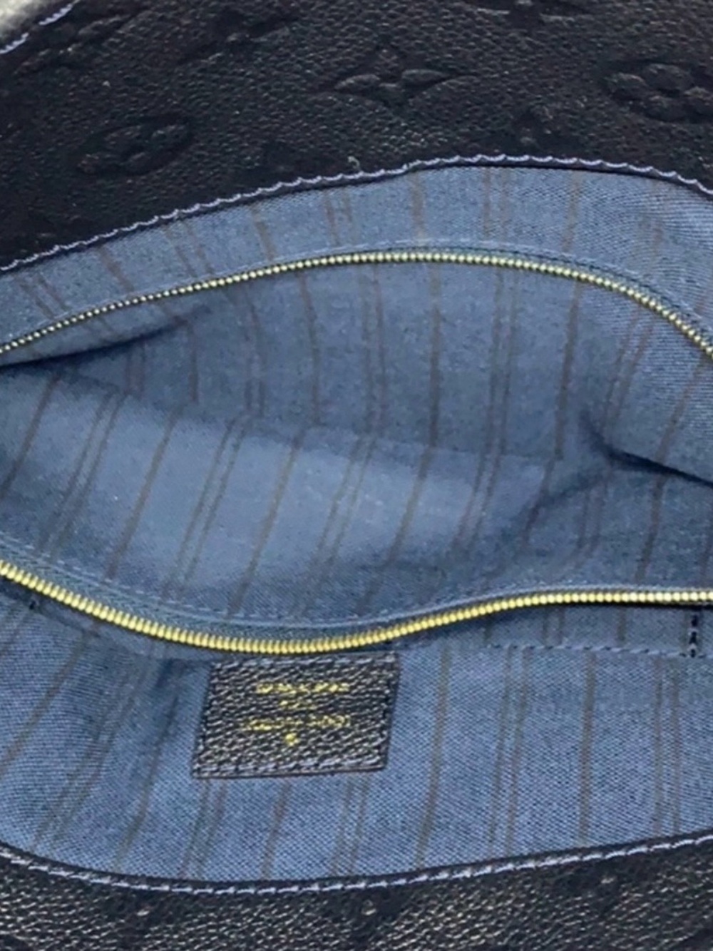Louis Vuitton Artsy MM Empreinte Infini Purse - Picture 6 of 15